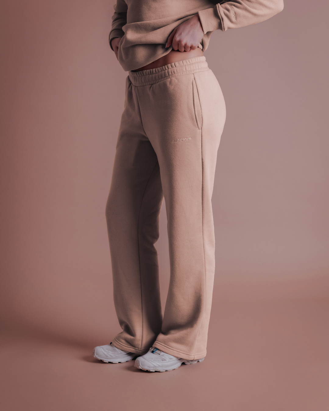 The Classic Sweatpant - Sand