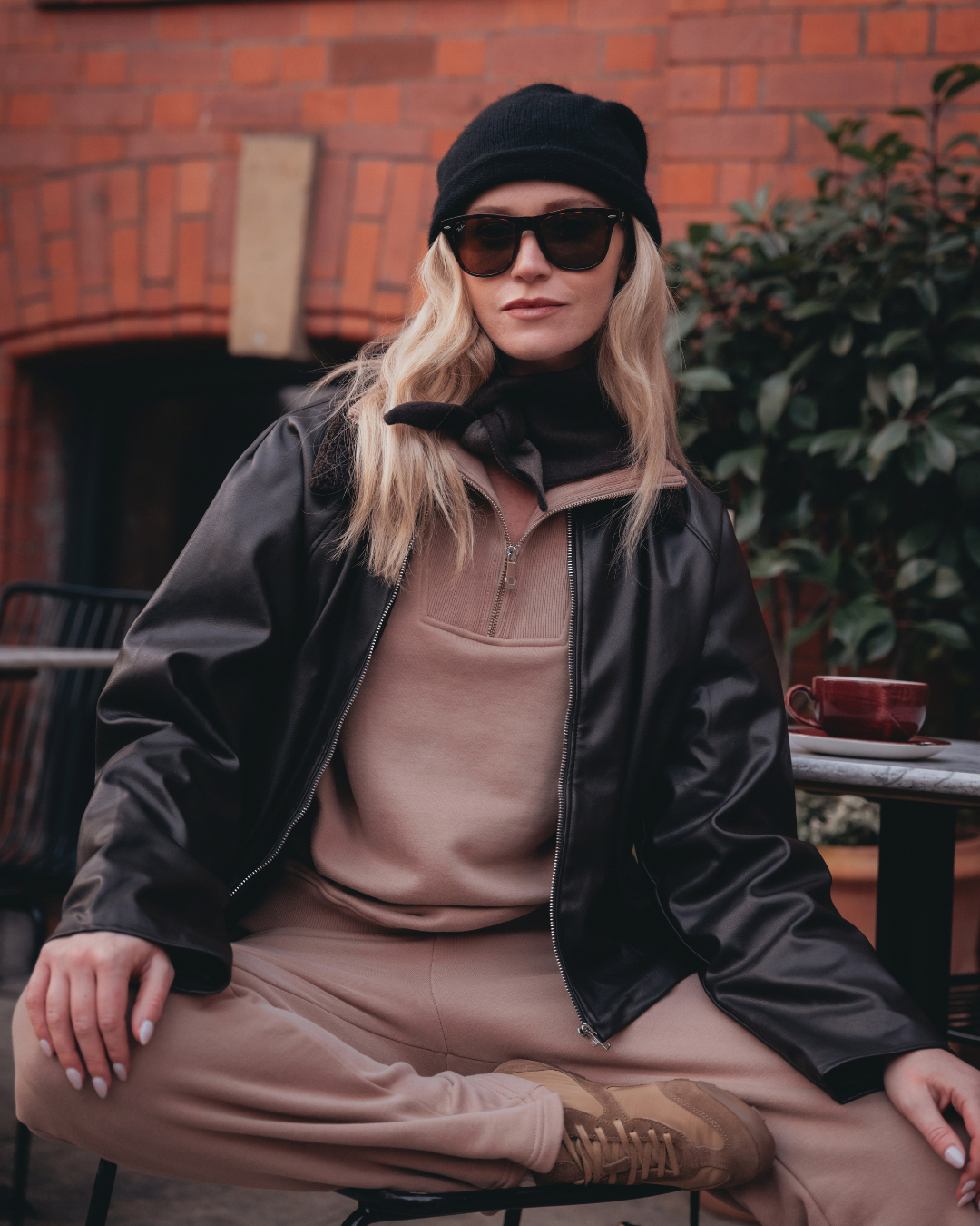 The Classic Quarter Zip - Sand