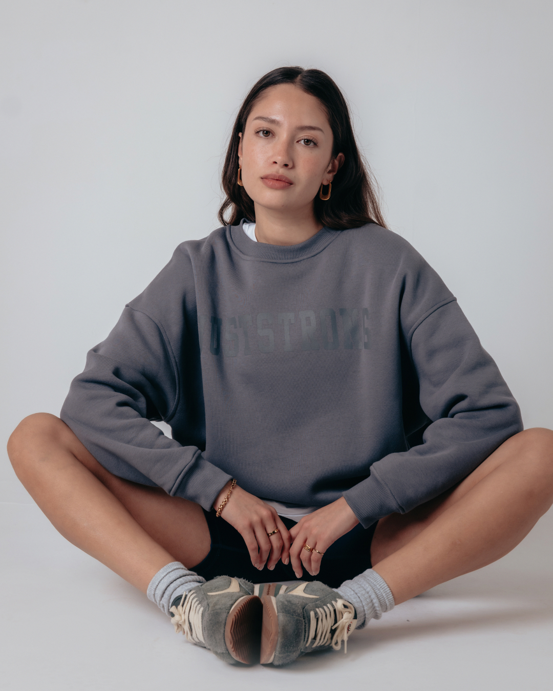 Essentials Oversized Crew - Graphite