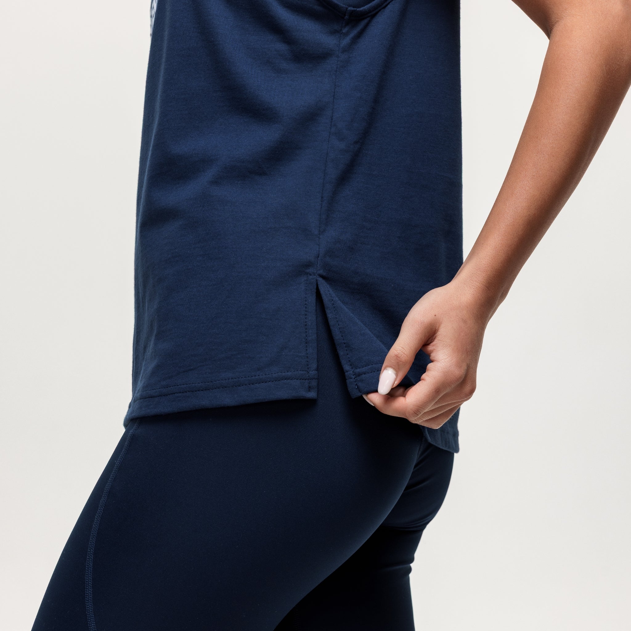 Motion Training Essentials Tank - Navy